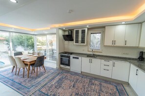 Villa - Villa Sena With 3 Bedrooms and 3 Bathrooms (Ortaca)