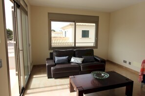 3 bedrooms, Internet - Casa Juan - Disfruta del mar el sol y la Comodidad (Santa Margalida)