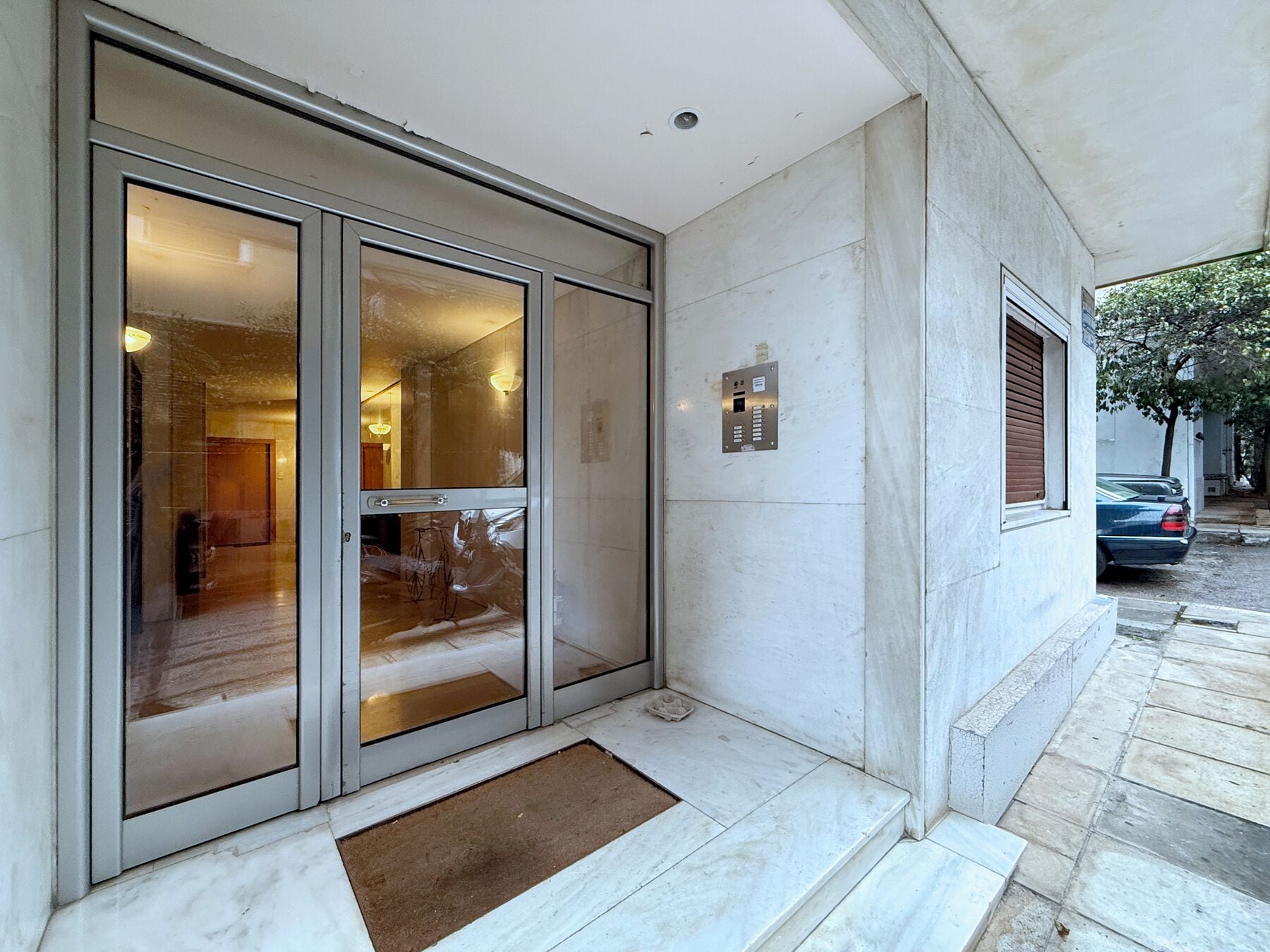 تفاصيل الفندق من الخارج