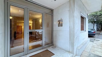 Perincian bahagian luar