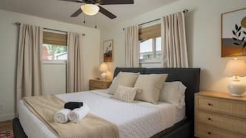 Iron/ironing board, WiFi, bed sheets