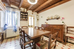 Apartment, Seeblick | Wohnbereich