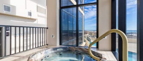 Indoor spa tub