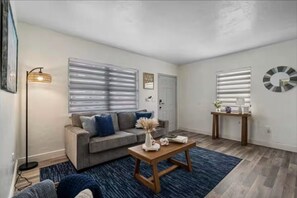 Living area - Cozy house in the heart Of Miami (Miami)