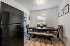 Dining - Cozy house in the heart Of Miami (Miami)