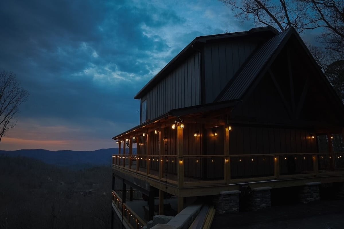 Studio | Bahagian luar