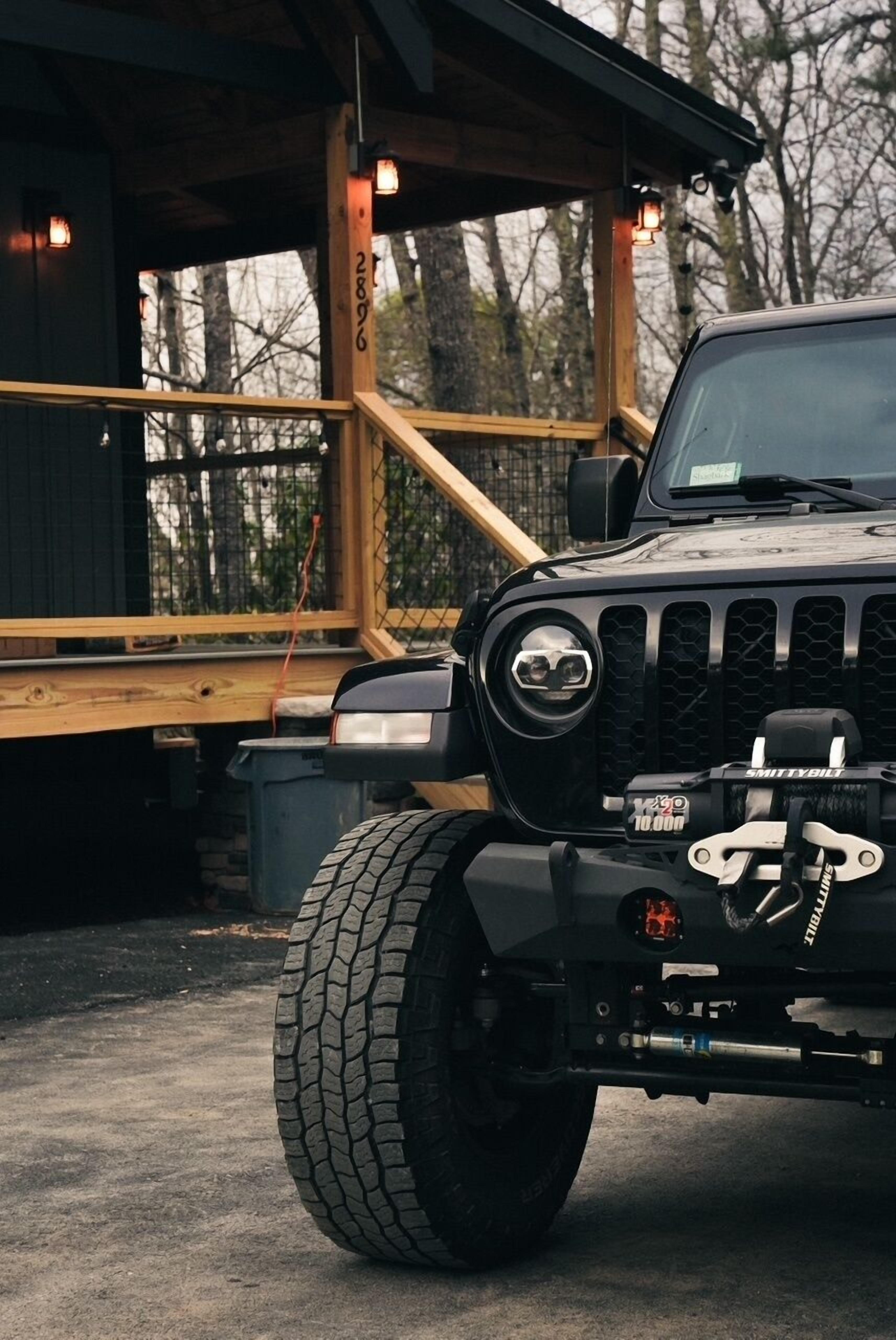 المنطقة المحيطة بالمنشأة