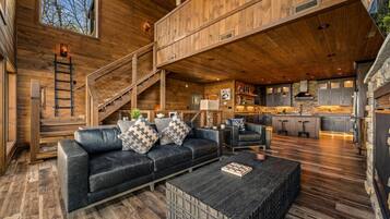 Studio | Living area