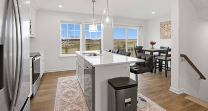 New 4br Townhome Near Harpers Ferry 4 Bedroom Townhouse