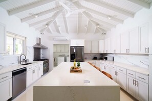 Private kitchen - Haynes House 5 Bedroom Home (Holetown)