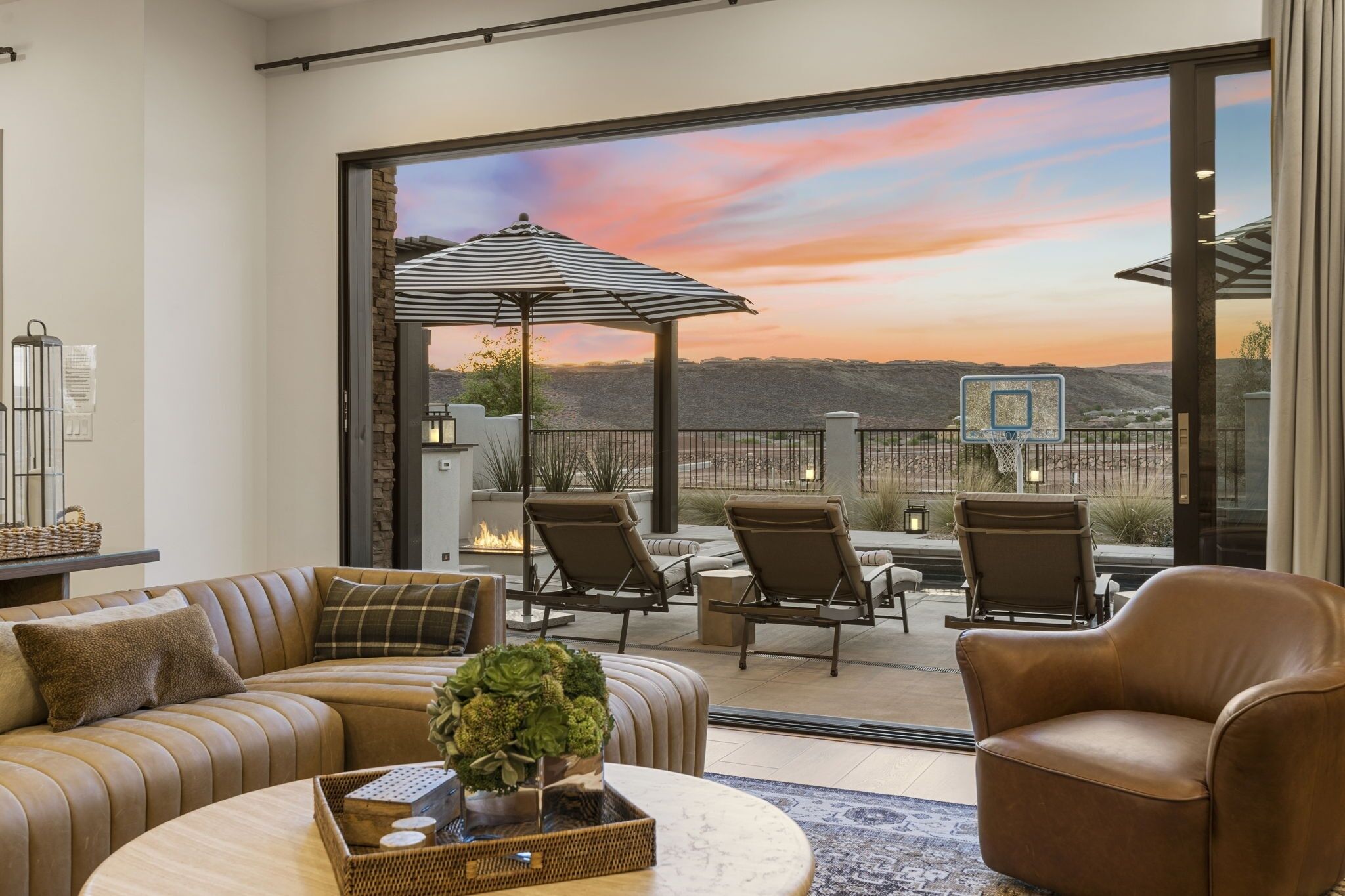 House, Multiple Bedrooms | Lobby