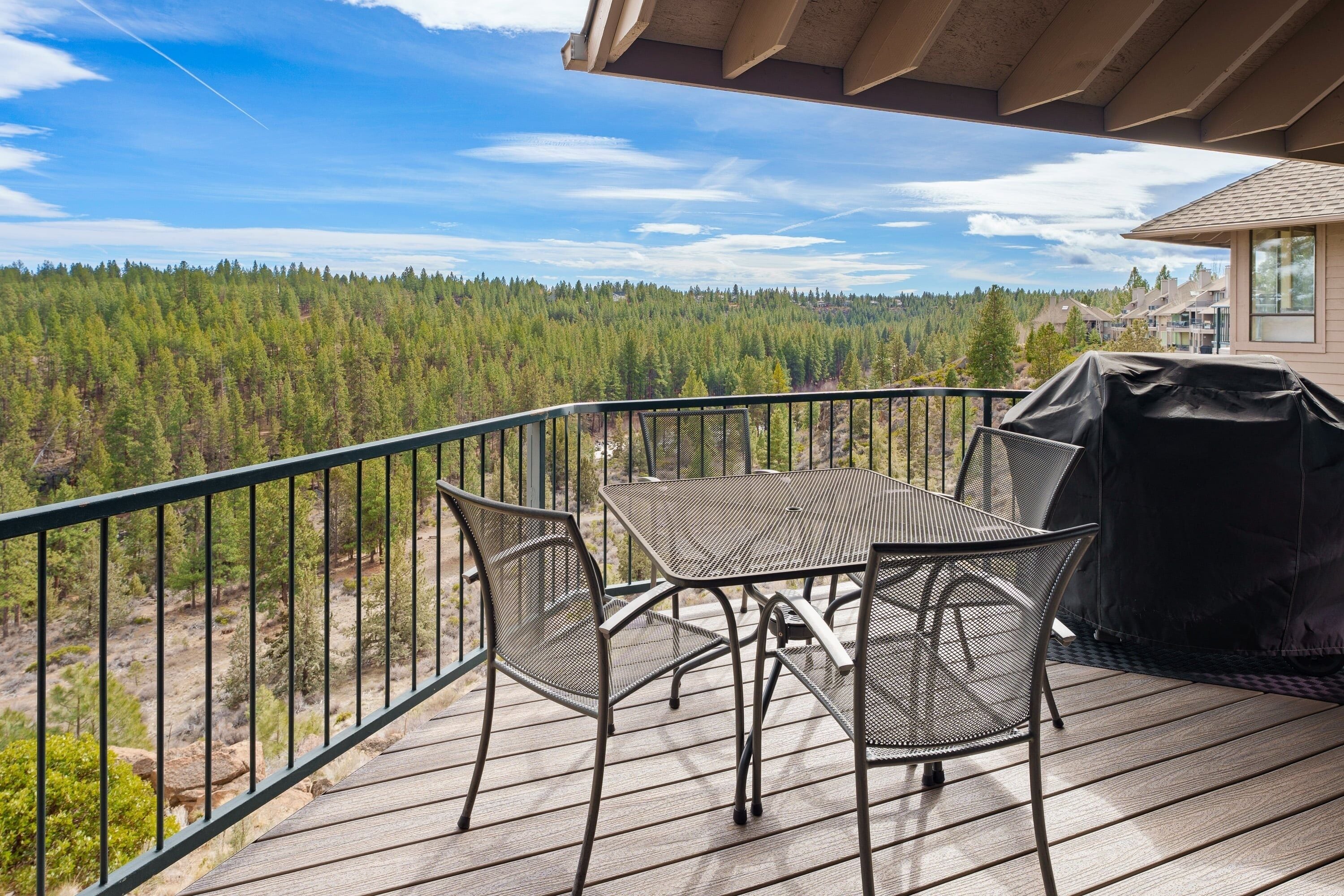 Condo, 2 Bedrooms | Outdoor dining