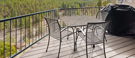 Lägenhet - 2 sovrum | Restaurang utomhus