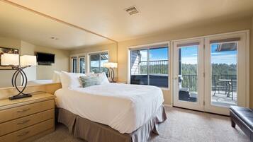 Condo, 3 Bedrooms | 3 bedrooms, free WiFi