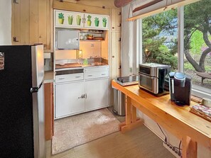 Studio | Dapur peribadi | Peti sejuk, pembancuh kopi/teh, pembakar roti 