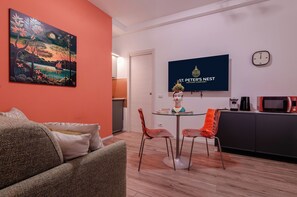 Interior - St. Peter's Nest | Vatican Comfort. Elegant retreat for couples. (Roma)