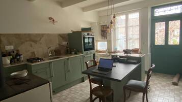 House | Private kitchen