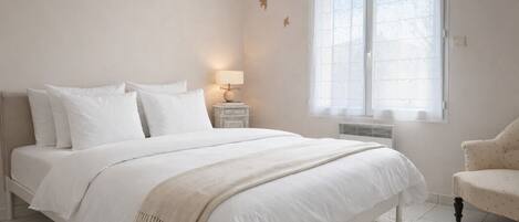 3 bedrooms, free WiFi, bed sheets