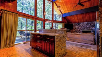 House, Patio, Garden View | Bahagian dalam