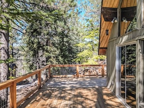 Casa, varanda, vista para o jardim | Terraço/pátio