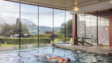 Piscine couverte