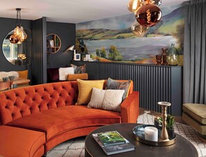 Cottage, quang cảnh hồ | Khu phòng khách