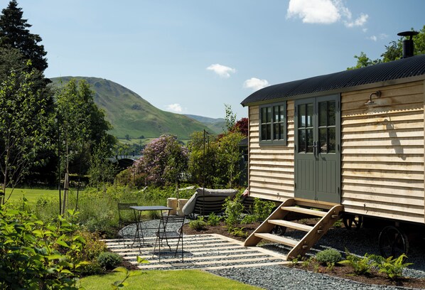 Room, Patio, Garden View | Outdoor dining - Another Place The Lake (Watermillock)