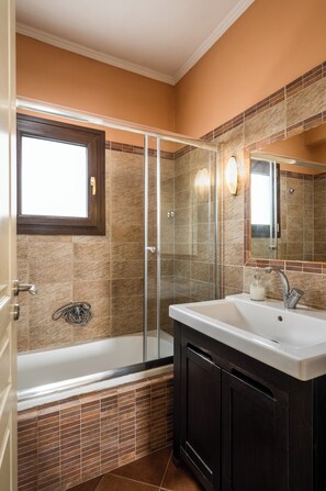 Bathroom - Villa Anemos with Private Pool  (Corfu)