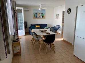 Dining - La maison des ombrines – Close to Phare Beach (La Tranche-sur-Mer)