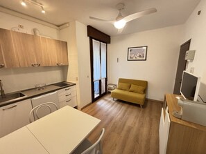 Apartment, 2 Schlafzimmer, Terrasse | Innenbereich