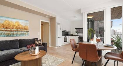 Urban Escape - Only Steps From the Waterfront