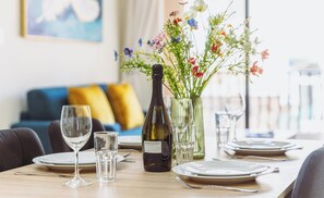 Dining - Spacious 2BR Sliema Apartment (Sliema)