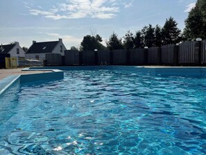 Outdoor pool - 6-guest Holiday Home With Terrace (Sint Maarten)
