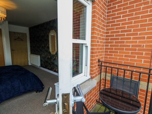 Property grounds - Rodwell Holt (Weymouth)