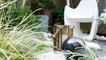 Superior kamer, 1 slaapkamer, terras, uitzicht op tuin | Terrein van de accommodatie