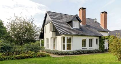 Achterhoek Estate With Private Pool
