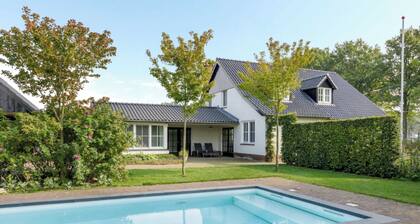 Achterhoek Estate With Private Pool