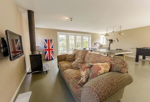 Living room - Achterhoek Estate With Private Pool (Aalten)