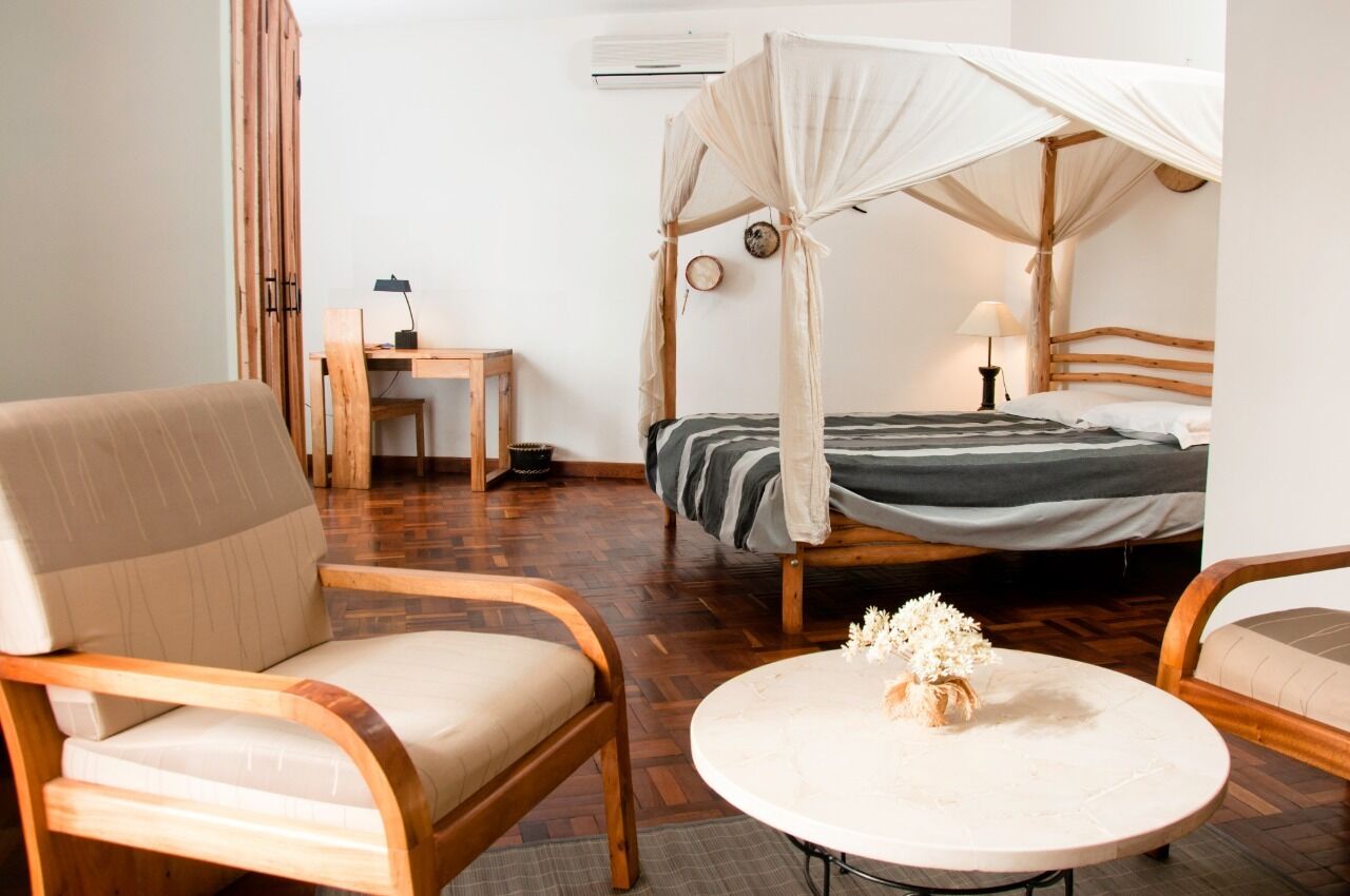 Suíte família, sacada, vista para o pátio