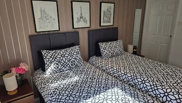 Classic Chalet, Garden View