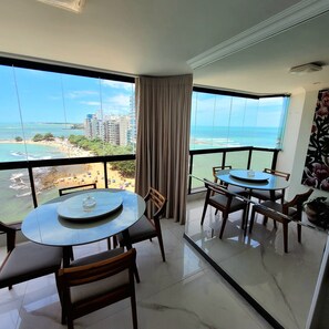 Dining - Vrbo Property (Guarapari)