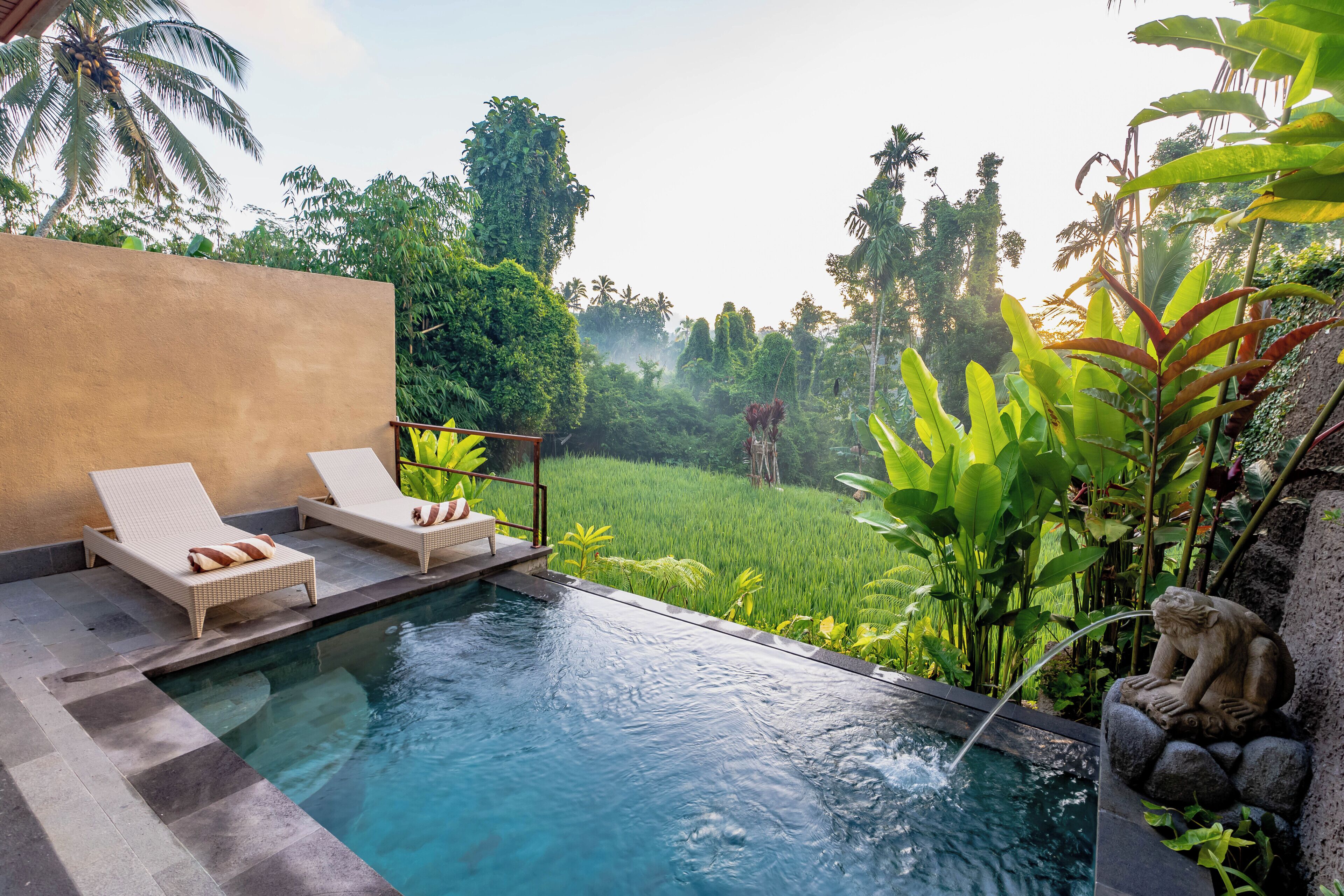 Superior Villa, 1 King Bed, Balcony | Hill view