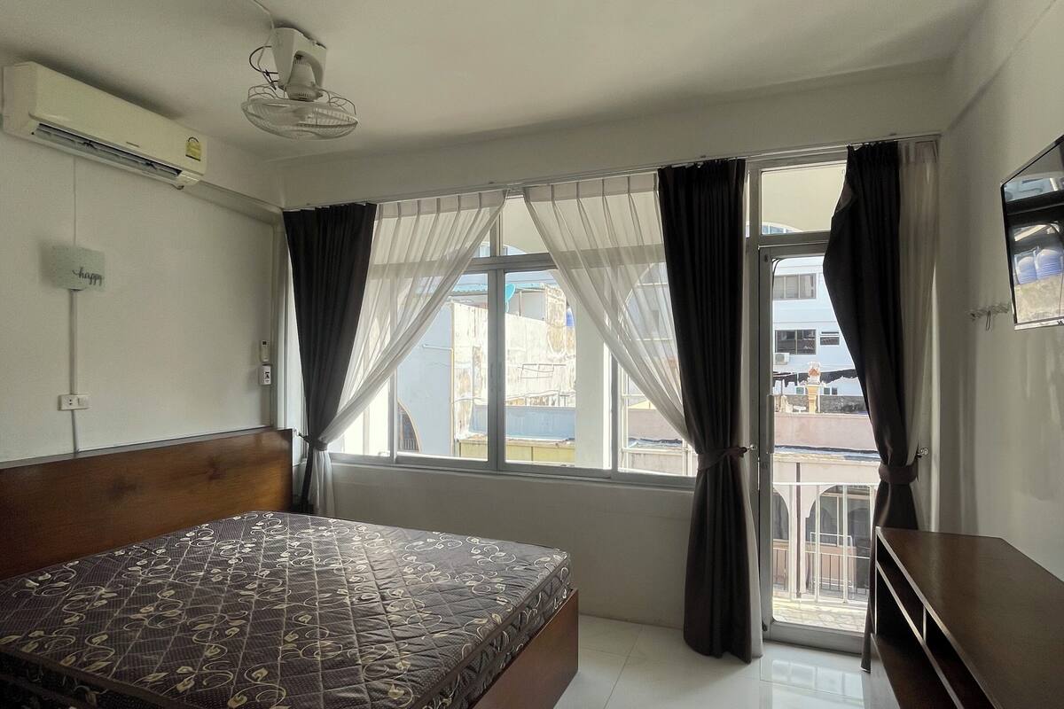 Studio Économique, vue ville