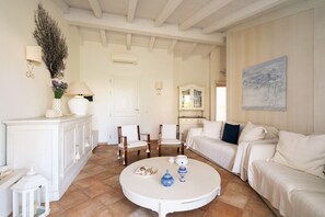 Living area - Leucia Cervo by Klodge – A Porto Cervo retreat (Porto Cervo)
