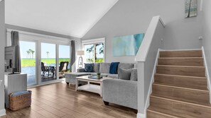 Smart TV - 🌞Bayfront | Pet Friendly | Golf Cart | Pool | Fairways 274- Sea Ya Later🌞 (Miramar Beach)