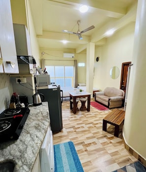 Deluxe Studio, Balcony, Mountain View | Interior - Aizawl Guest House (Aizawl)