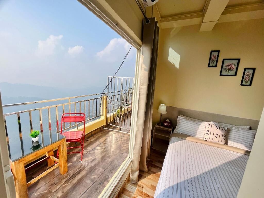 Luxury Double Room, Balcony, Mountain View