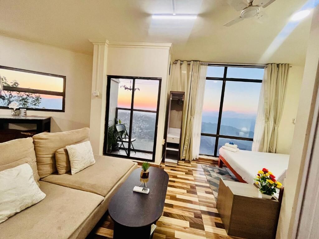 Standard Studio, Kitchenette, Mountain View