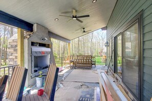 Terrace/patio - New! Hot Tub & Private Pool Await Your Stay! (McHenry)