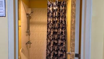 Deluxe Double Room | Bathroom | Shower, toilet paper